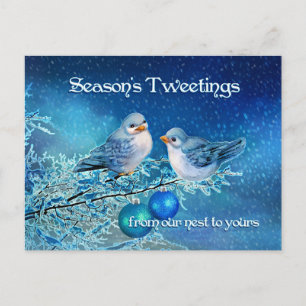 Postal Festiva Navidades Bluebirds tuiteando en un árbol de nieve