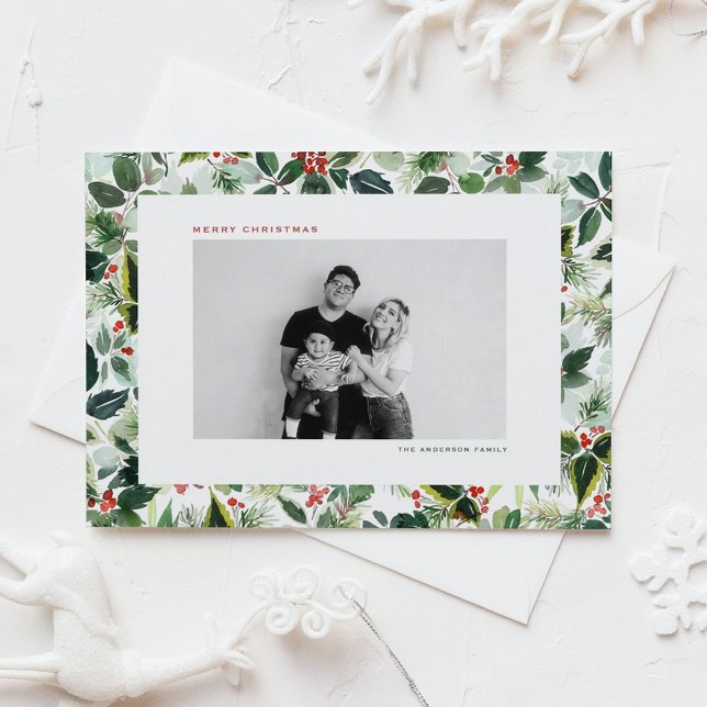 Postal Festiva Navidades de fotografía de hojas variadas y de win (Customizable botanical photo Christmas postcard featuring watercolor holly and greenery pattern. )