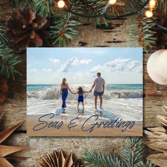 Postal Festiva Navidades de fotografía en la costa de la familia (Family Coastal Beach Photo Christmas Holiday Postcard)