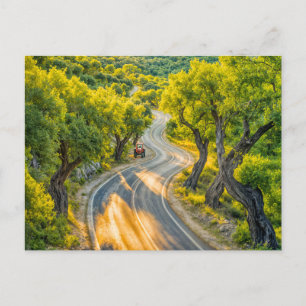 Postal Festiva Olivares con un viejo tractor en la carretera de l