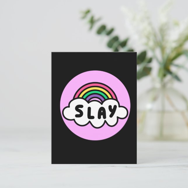 Postal Festiva Orgullo- color de arcoíris con nubes.        (Anverso de pie)