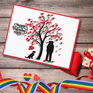 Postal Festiva Pareja masculina de árbol romántico del corazón