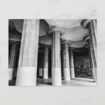 Parque Güell de Antonio Gaudí en Barcelona foto nu