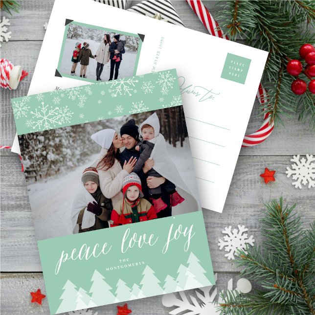 Postal Festiva Peace Love Joy Snowflakes Winter Wonderland Trees (Subido por el creador)