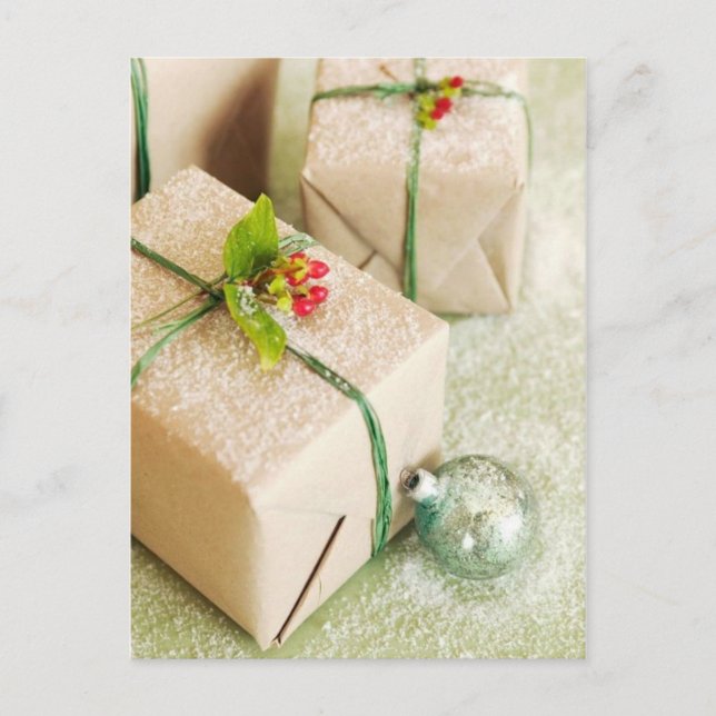 Postal Festiva Regalos de vacaciones cubiertos de nieve (Anverso)