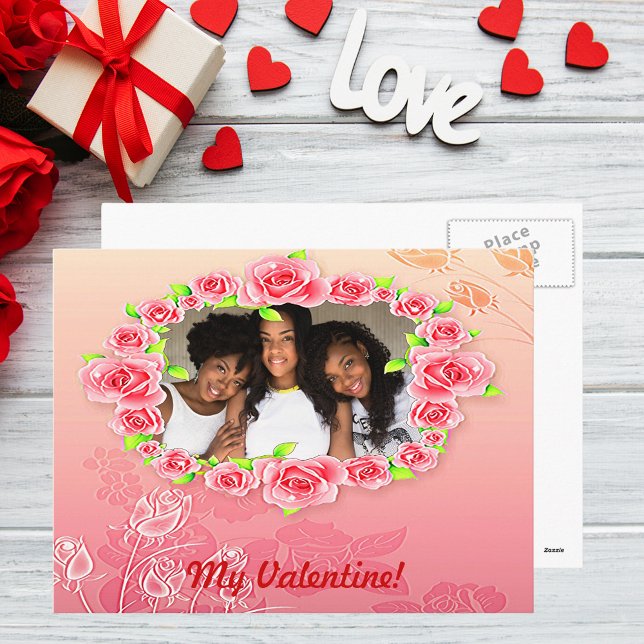 Postal Festiva Rosas rosas rosas mi San Valentín agrega tu foto (Pink Roses My Valentine Add Your Photo Holiday Postcard)