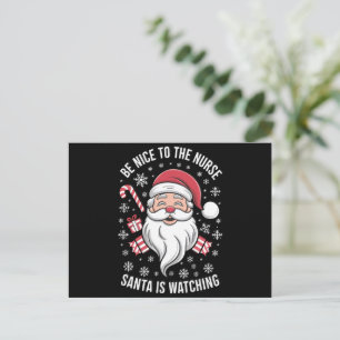 Postal Festiva Sé Bueno Con La Enfermera Santa Está Observando La