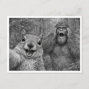 Postal Festiva Selfie de Bigfoot y Ardilla