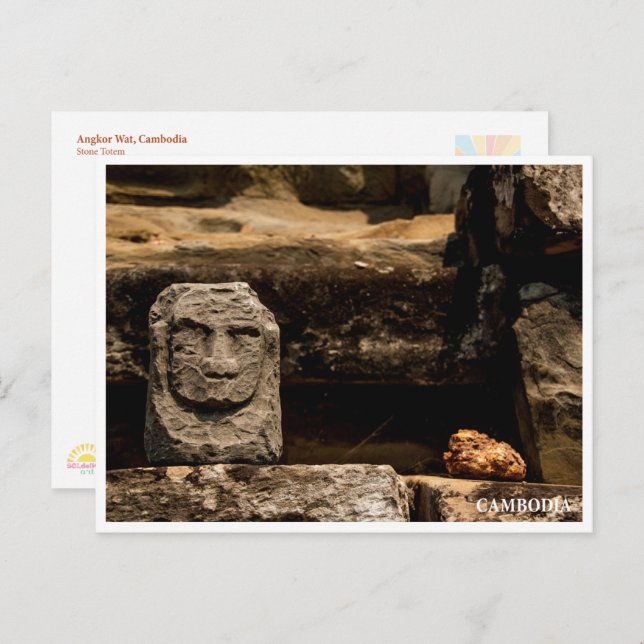 Postal Festiva Smiling Stone Totem Cambodia – Postcard (Anverso / Reverso)