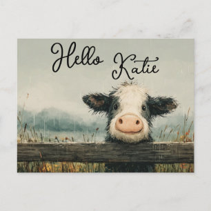Postal Festiva Vaca Esponjosa Asomándose Sobre una Valla en la Ll