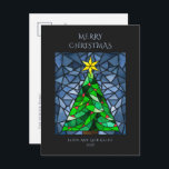 Postal Festiva Vintage Christmas Sfred Glass<br><div class="desc">Estas hermosas postales de Navidades de 4.25" x 5.6" presentan un diseño de vidrio manchado de color de agua hecho a mano con un árbol de Navidad con una estrella dorada con ornamentos rojos con un fondo en tonos azules. El saludo editable es "Feliz Navidad", y marcadores de posición para...</div>