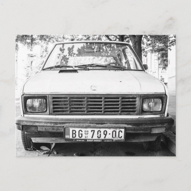 Postal Festiva Yugo, viejo equipaje de auto yugoslaviano (Anverso)