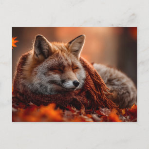 Postal Festiva Zorro Rojo Dormido con una Bufanda de Otoño Acoged