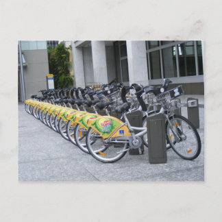 Postal Fila de bicicletas