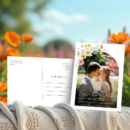 Postal Flor silvestre | Foto de Boho Arch Save the Date