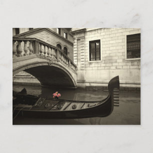 Postal flores rosas y gondola