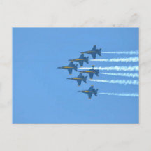 Formación diagonal de seis jets de Blue Angels con