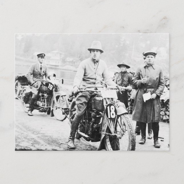Postal Foto de B&W de la competencia de motocicletas (Anverso)