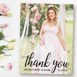 Postal Foto de Baby Shower Modern Gracias<br><div class="desc">Postal de fotos de Baby Shower Moderno</div>