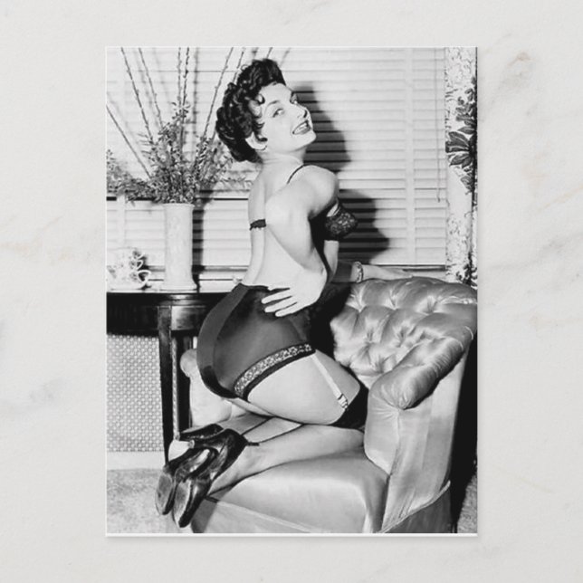 Postal Foto de chica con pinza de época (Anverso)