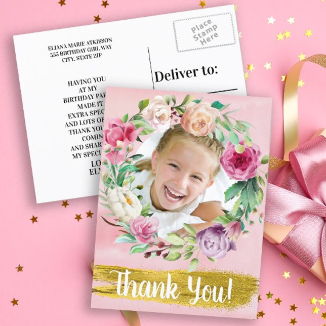 Postal Foto de cumpleaños de niño con flores rosadas (Pink floral and gold little girl's birthday party custom photo "Thank you" card. )