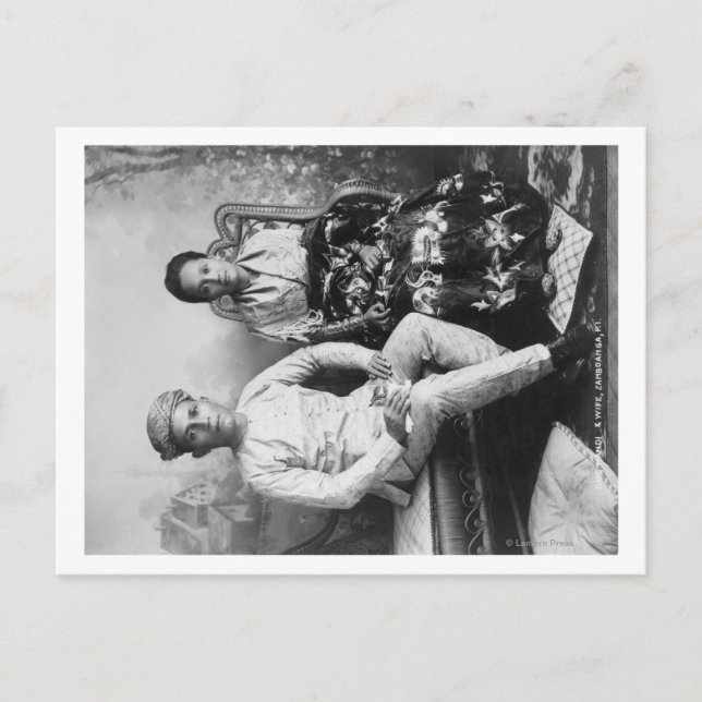 Postal Foto de Dato Mandi y su esposa en Filipinas (Anverso)