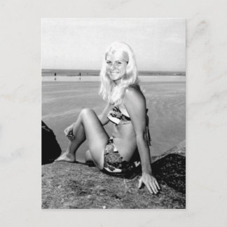 Postal Foto de época ● chica de bikini en la playa de Coc