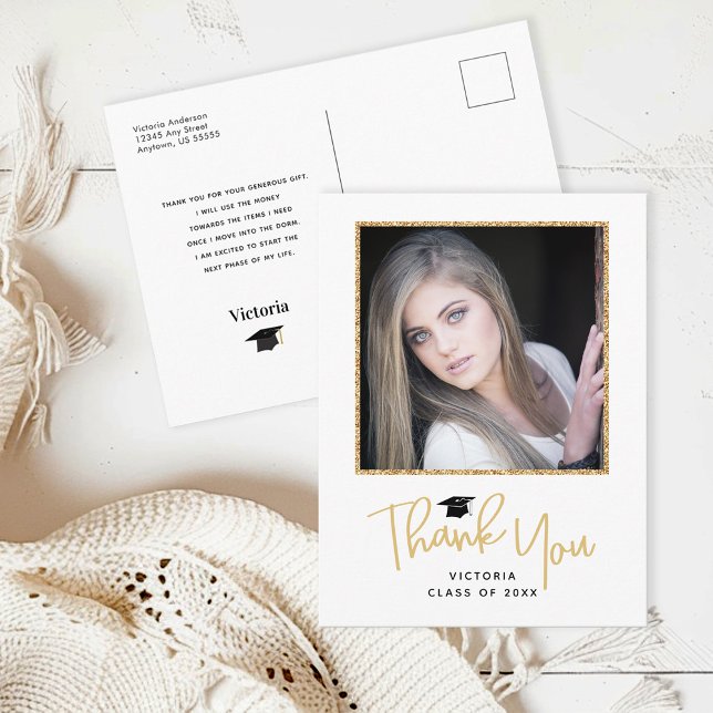 Postal Foto de graduación con letra manuscrita dorada Gra (Subido por el creador)