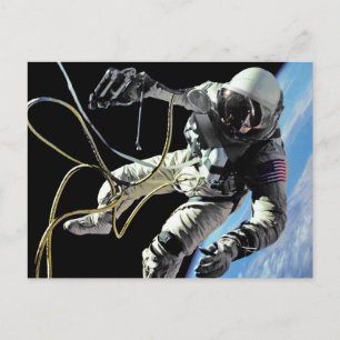 Postal Foto de la primera caminata espacial de un astrona