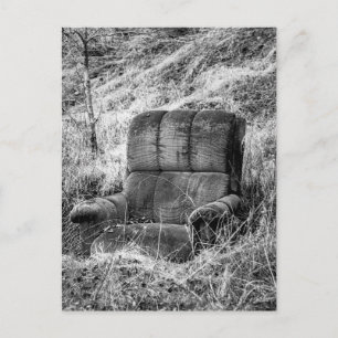 Postal Foto de silla vieja en blanco y negro