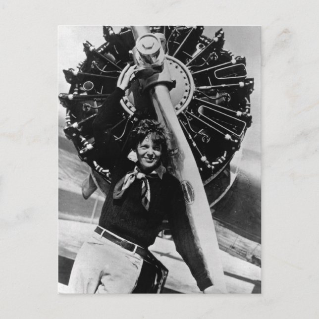 Postal Foto de Vintage Amelia Earhart (Anverso)