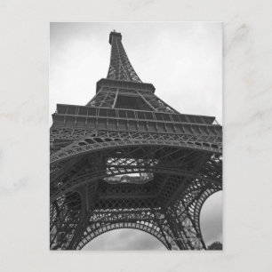 Postal Fotografía blanco y negro de la torre Eiffel