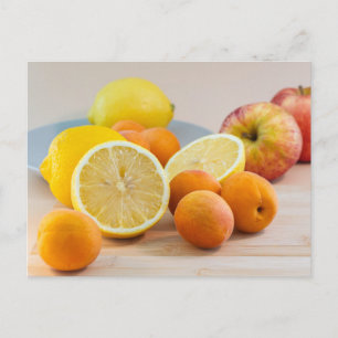 Postal Fotografía de alimentos de limones y albaricoques