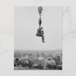 Postal Fotógrafo Con Cámara Suspendida De Hook