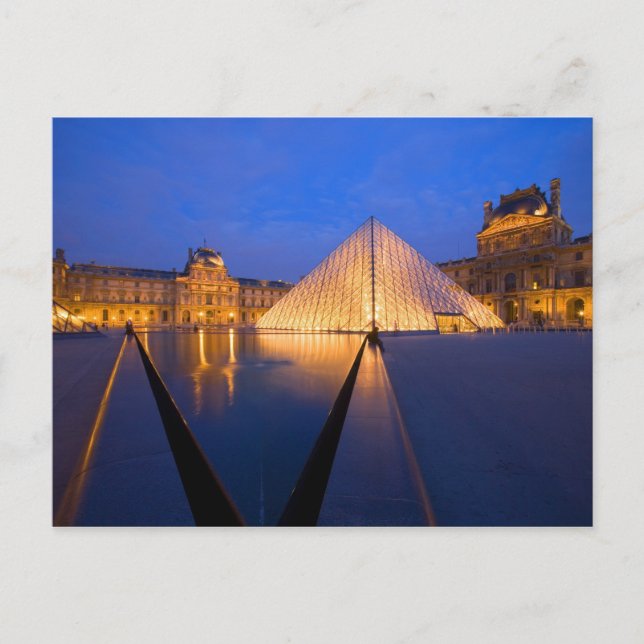 Postal Francia, París. El museo del Louvre en el crepúscu (Anverso)