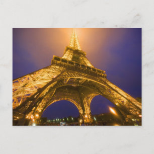 Postal Francia, París. Mirada para arriba de la base de