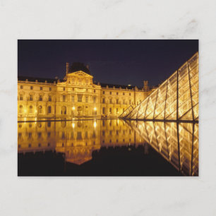 Postal Francia, París, museo Louvre de noche.