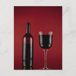 Postal Frasco de vidrio rojo de vino