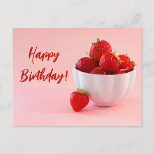 Postal Fresas Rojas En Un Tazón Sobre Feliz Cumpleaños Ro