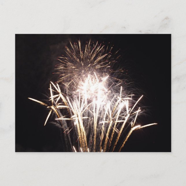 Postal Fuegos artificiales blancos y dorados en celebraci (Anverso)