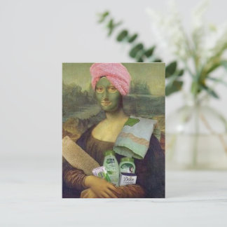 Postal Funny Mona Lisa haciendo skincare a Leonardo da Vi
