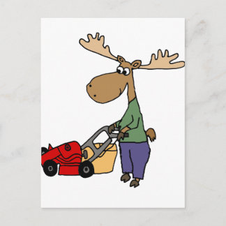 Postal Funny Moose Mowing Lawn Personalizado