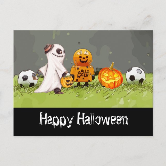 Postal Fútbol Feliz Halloween con bolas sobre hierba verd (Anverso)