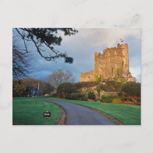 Postal Gales - Un castillo galés privado cerca de St. (Anverso)