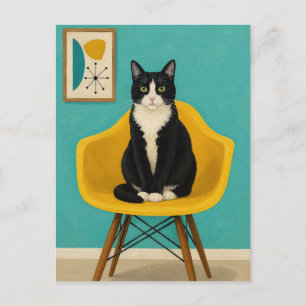 Postal Gato Esmoquin en Silla Amarilla de Época Moderna