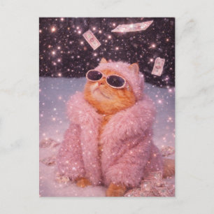 Postal Gato Glam Money con abrigo de piel rosa y gafas de