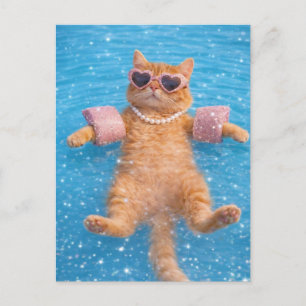Postal Gato Glamuroso junto a la Piscina Flotando con Est