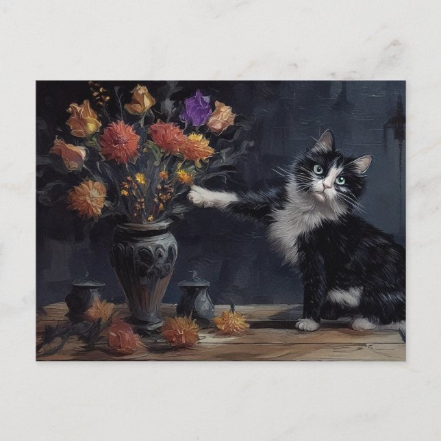 Postal Gato negro y blanco golpeando jarrón de la mesa (Anverso)