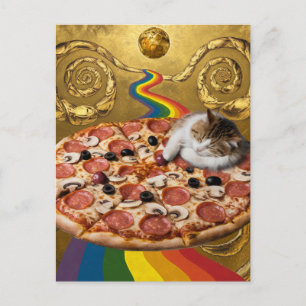 Postal Gato surrealista sobre fondo dorado de pizza