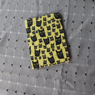 Postal Gatos negros fantasmales